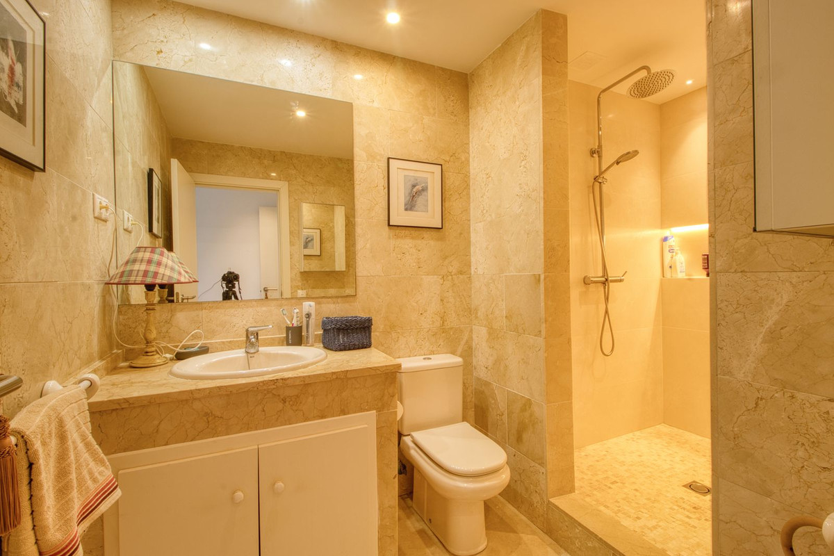 2 Bed Apartment for sale in Manilva Costa Del Sol, Málaga, Spain