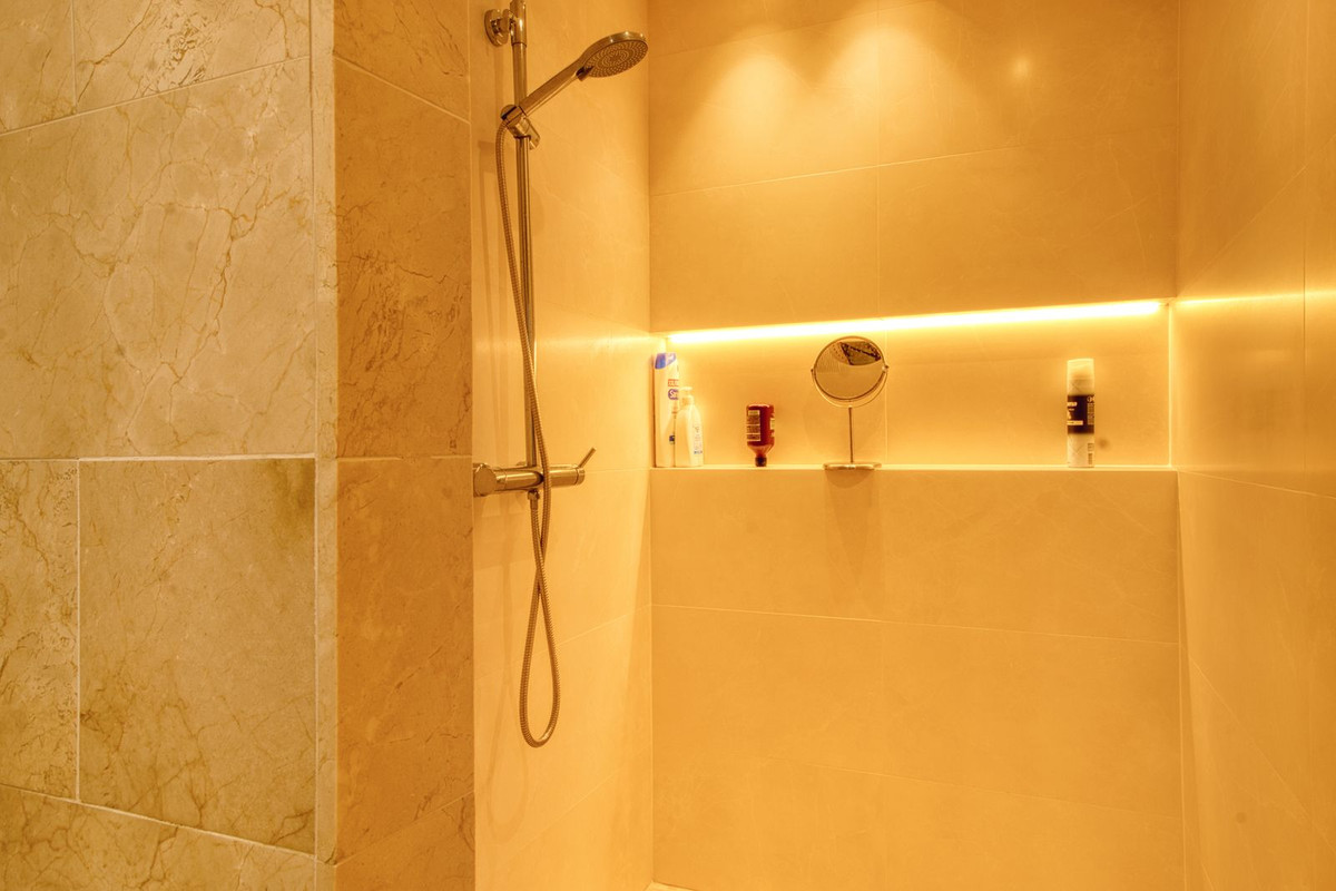 2 Bed Apartment for sale in Manilva Costa Del Sol, Málaga, Spain