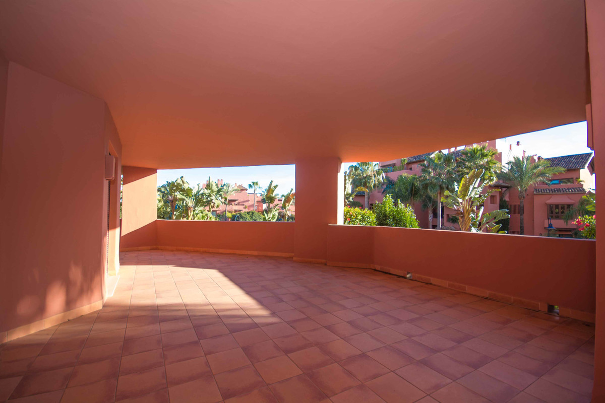 4 Bed Apartment for sale in New Golden Mile Costa Del Sol, Málaga, Spain