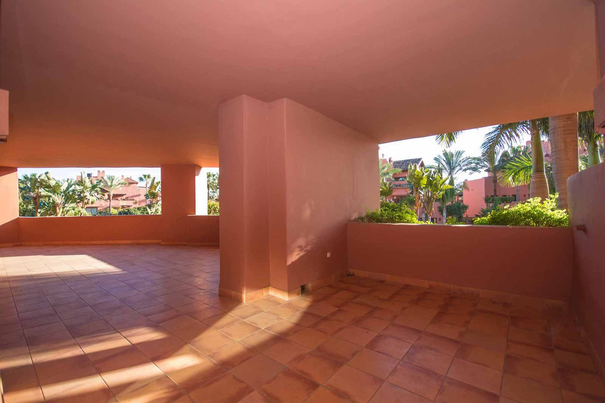 4 Bed Apartment for sale in New Golden Mile Costa Del Sol, Málaga, Spain