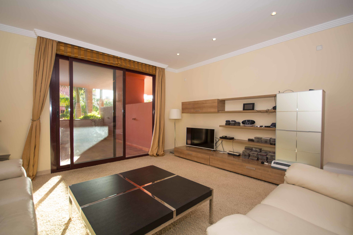 4 Bed Apartment for sale in New Golden Mile Costa Del Sol, Málaga, Spain