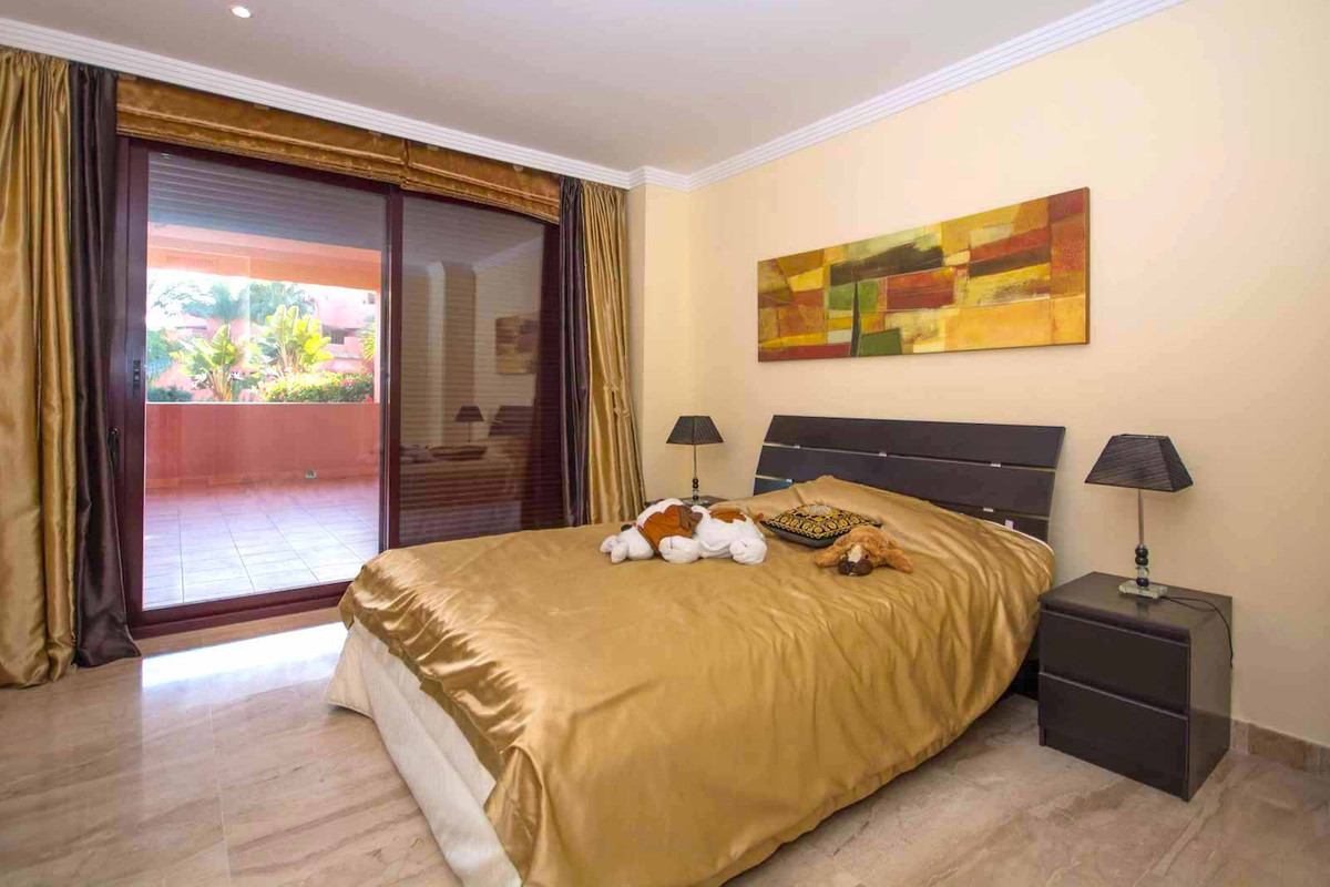 4 Bed Apartment for sale in New Golden Mile Costa Del Sol, Málaga, Spain