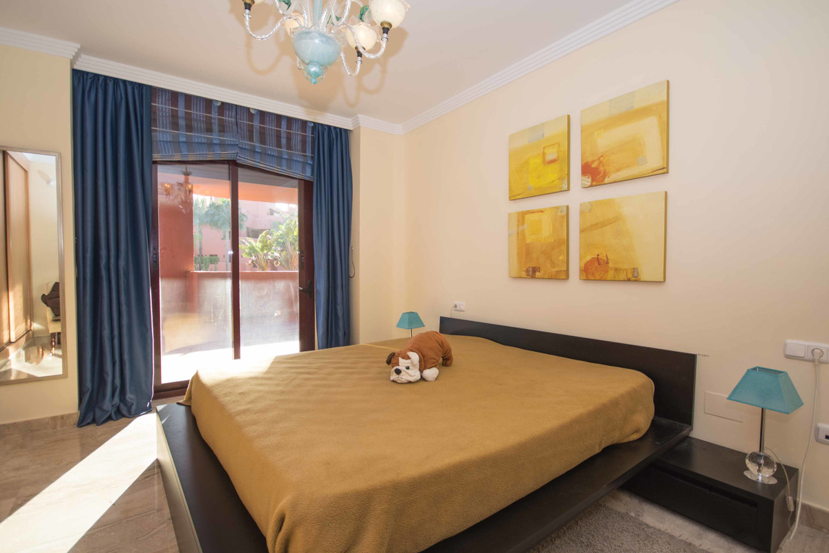 4 Bed Apartment for sale in New Golden Mile Costa Del Sol, Málaga, Spain