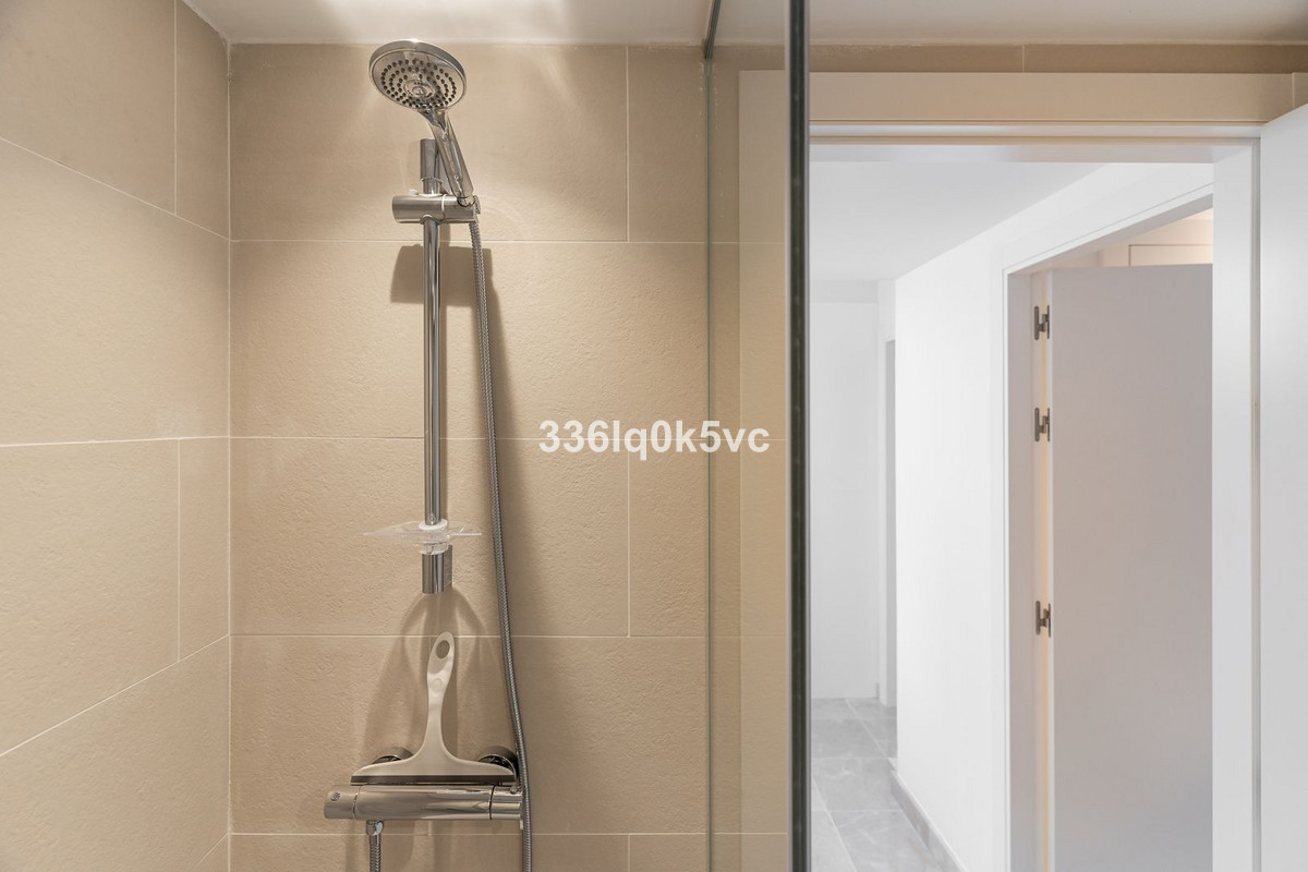 3 Bed Apartment for sale in Benahavís Costa Del Sol, Málaga, Spain
