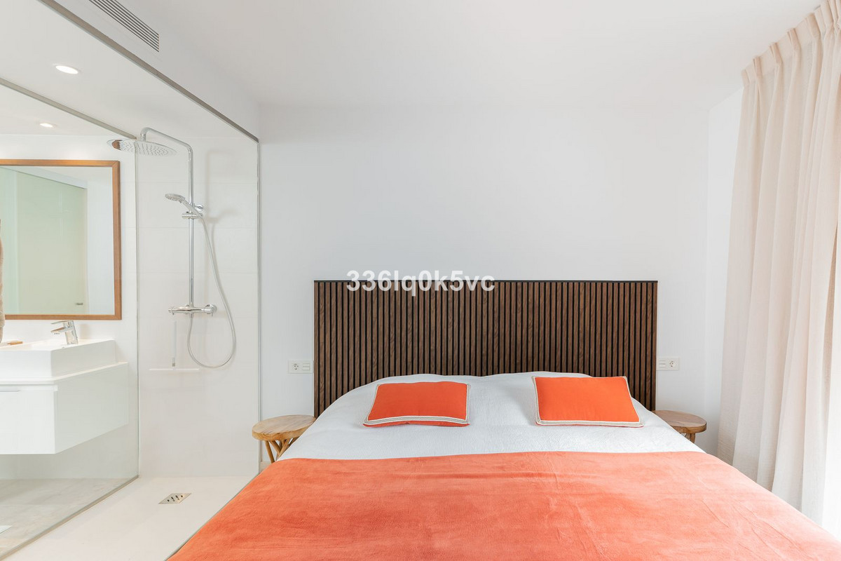 3 Bed Apartment for sale in Benahavís Costa Del Sol, Málaga, Spain