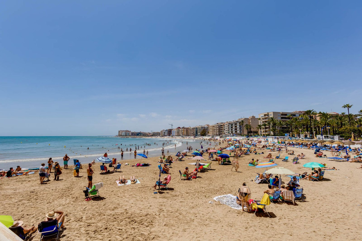 3 Bed Apartment for sale in Torrevieja Costa Blanca, Alicante, Spain