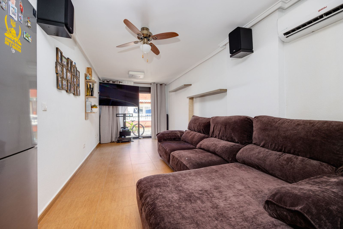 3 Bed Apartment for sale in Torrevieja Costa Blanca, Alicante, Spain