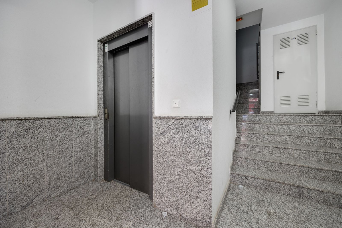 3 Bed Apartment for sale in Torrevieja Costa Blanca, Alicante, Spain