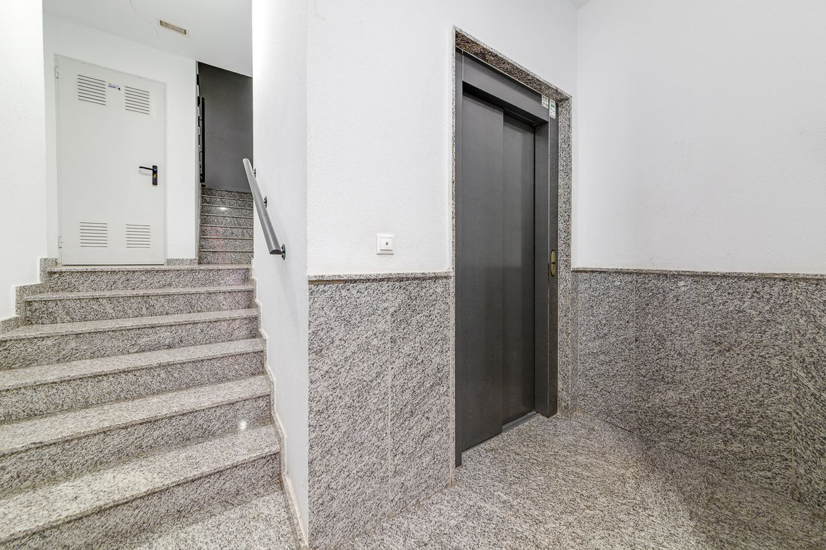 3 Bed Apartment for sale in Torrevieja Costa Blanca, Alicante, Spain