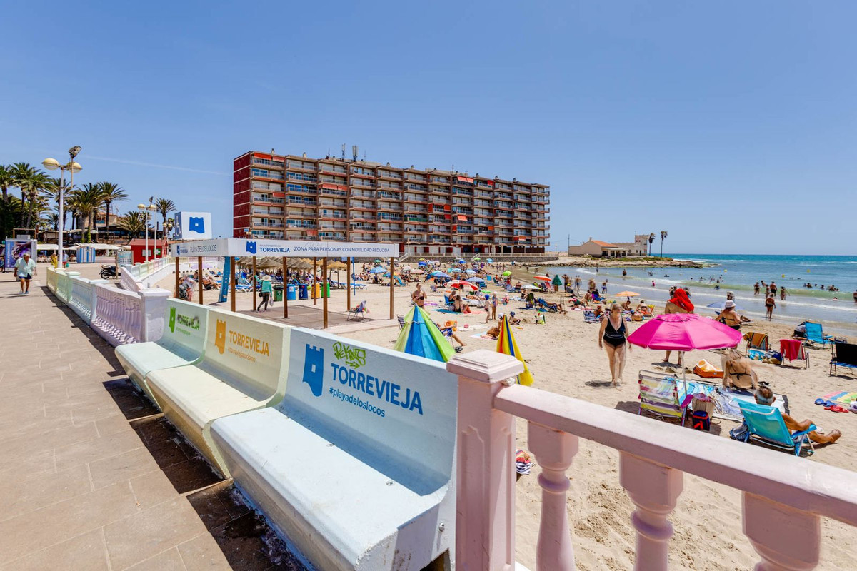 3 Bed Apartment for sale in Torrevieja Costa Blanca, Alicante, Spain