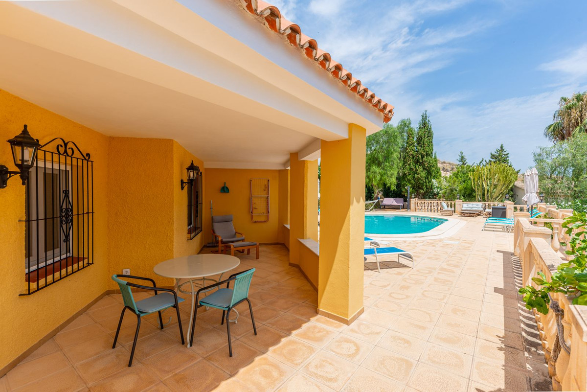 11 Bed Commercial unit for sale in San Vicente Del Raspeig Costa Blanca, Alicante, Spain