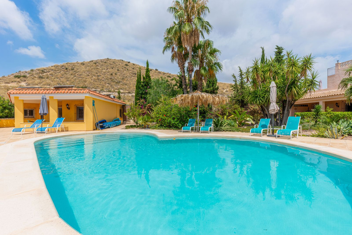 11 Bed Commercial unit for sale in San Vicente Del Raspeig Costa Blanca, Alicante, Spain
