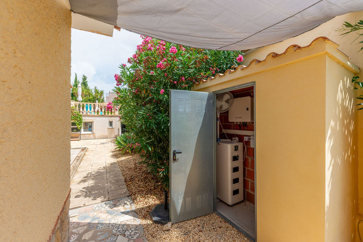 11 Bed Commercial unit for sale in San Vicente Del Raspeig Costa Blanca, Alicante, Spain