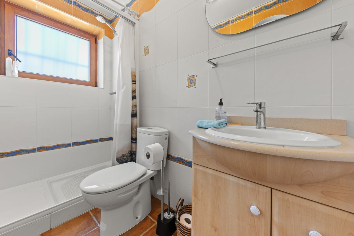 11 Bed Commercial unit for sale in San Vicente Del Raspeig Costa Blanca, Alicante, Spain
