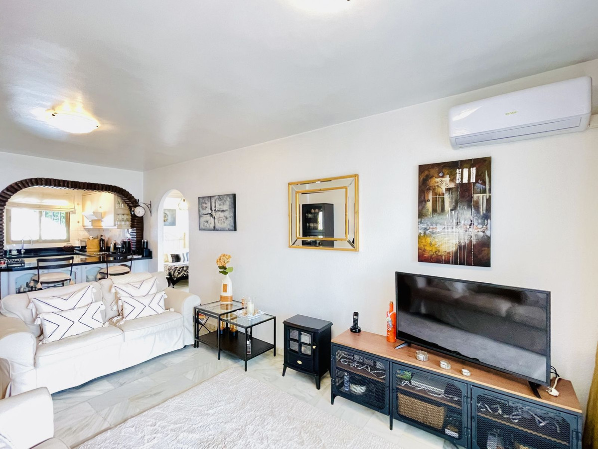 2 Bed Apartment for sale in Riviera Del Sol Costa Del Sol, Málaga, Spain