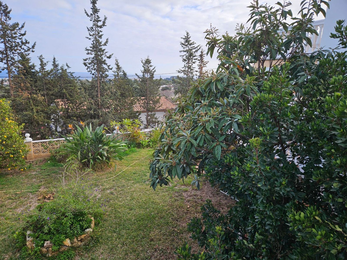 Se vende Villa - Chalet de 3 dormitorios en Málaga Ciudad, Málaga, España