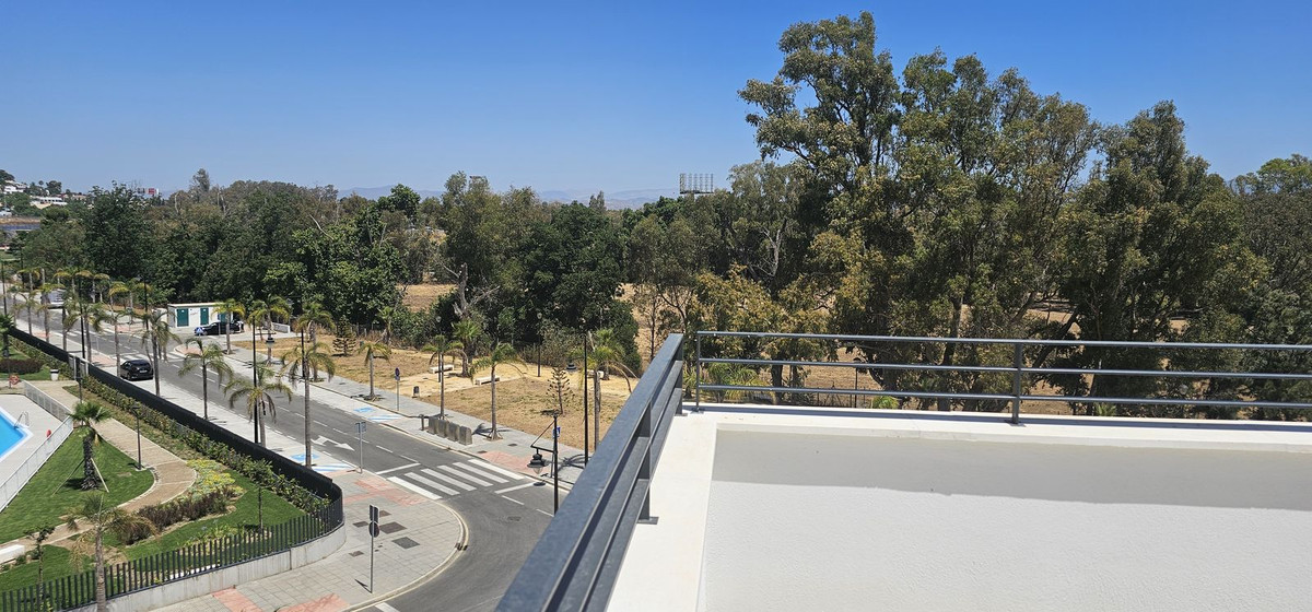 4 Bed Apartment for sale in Torremolinos Costa Del Sol, Málaga, Spain