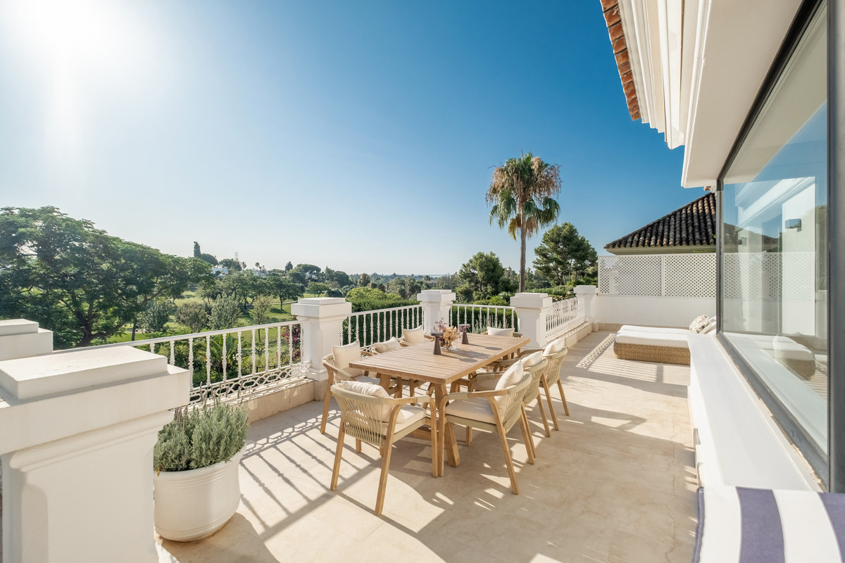 Se vende Villa - Chalet de 7 dormitorios en Costa Del Sol, Málaga, España
