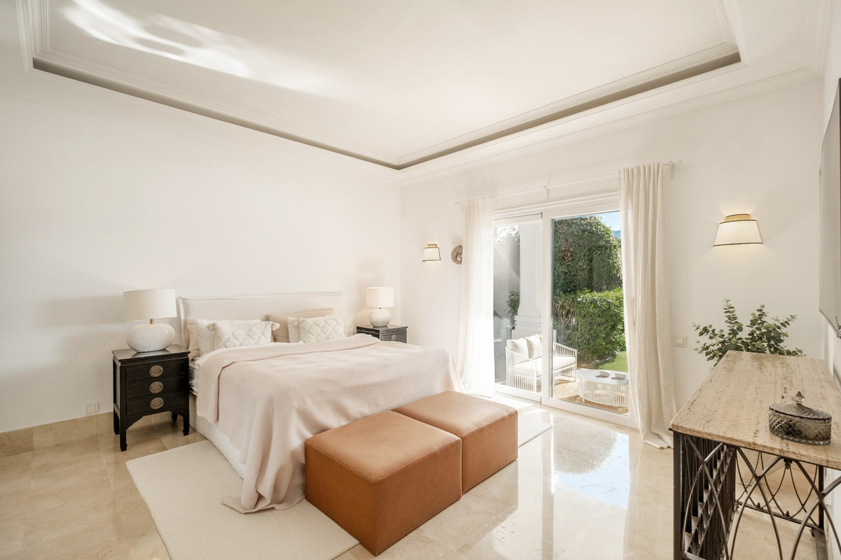 Se vende Villa - Chalet de 7 dormitorios en Costa Del Sol, Málaga, España