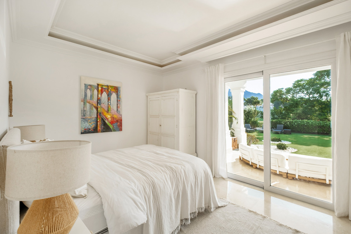 Se vende Villa - Chalet de 7 dormitorios en Costa Del Sol, Málaga, España
