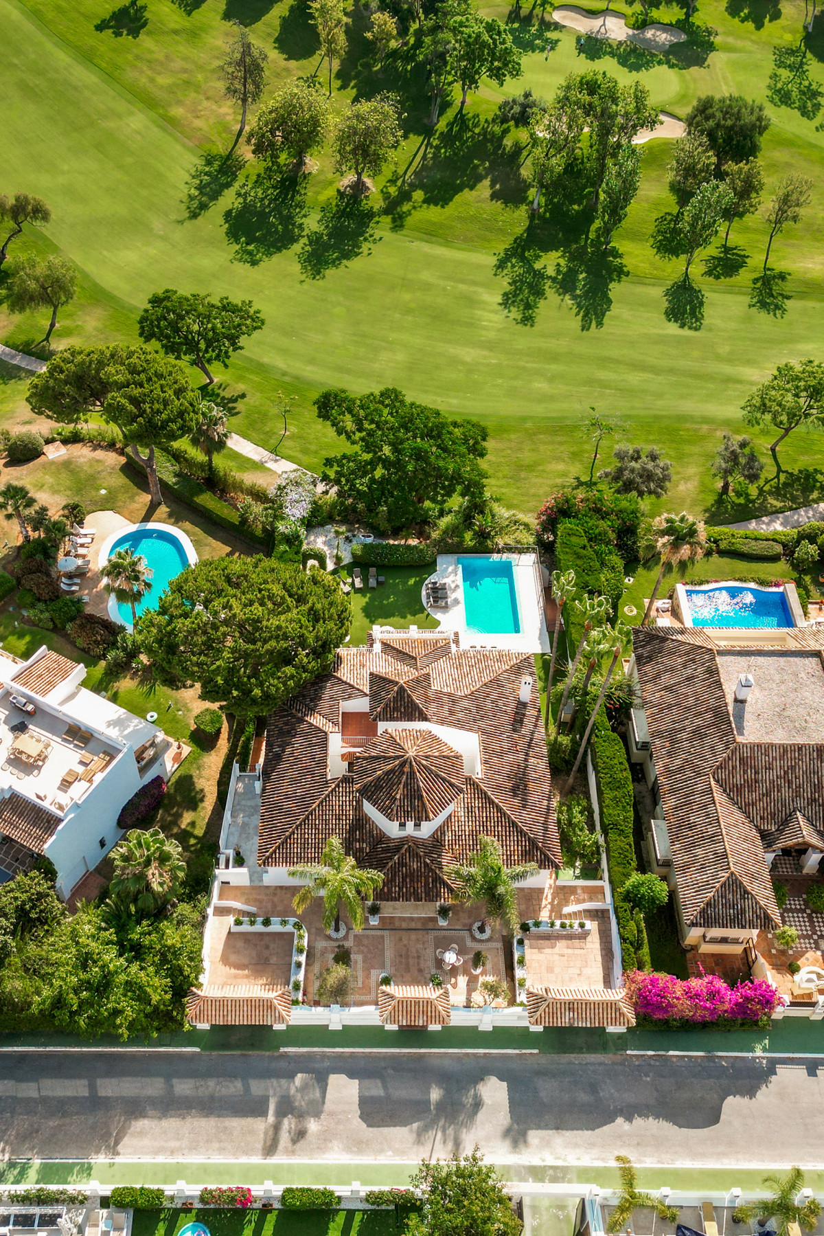 Se vende Villa - Chalet de 7 dormitorios en Costa Del Sol, Málaga, España