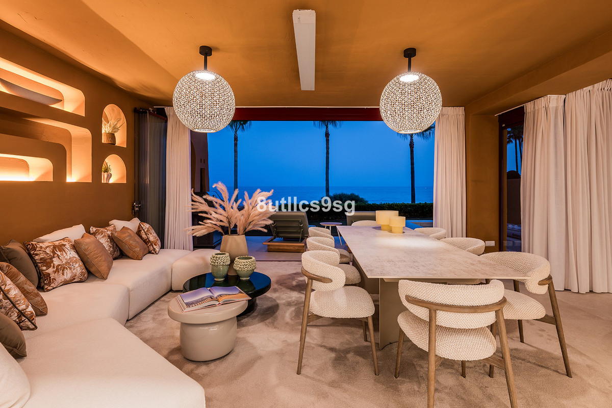 Se vende Apartamento Planta Baja de 4 dormitorios en Costa Del Sol, Málaga, España