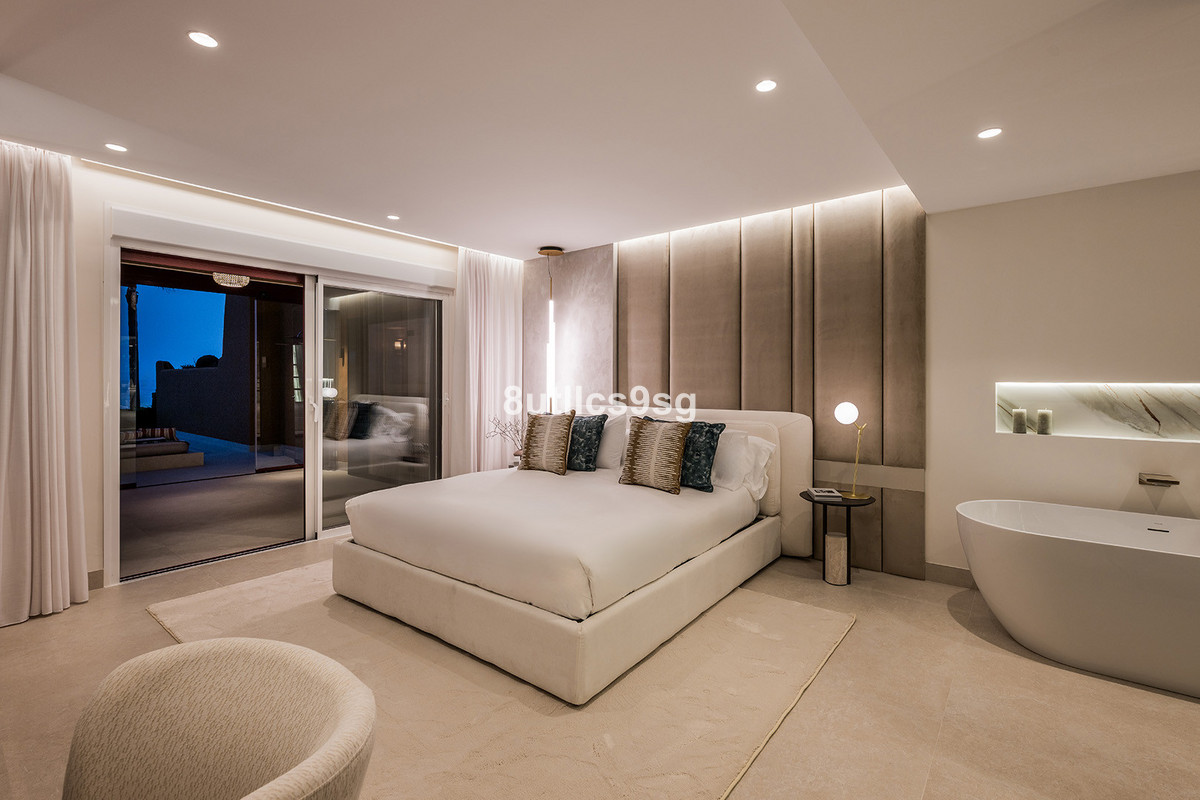 Se vende Apartamento Planta Baja de 4 dormitorios en Costa Del Sol, Málaga, España