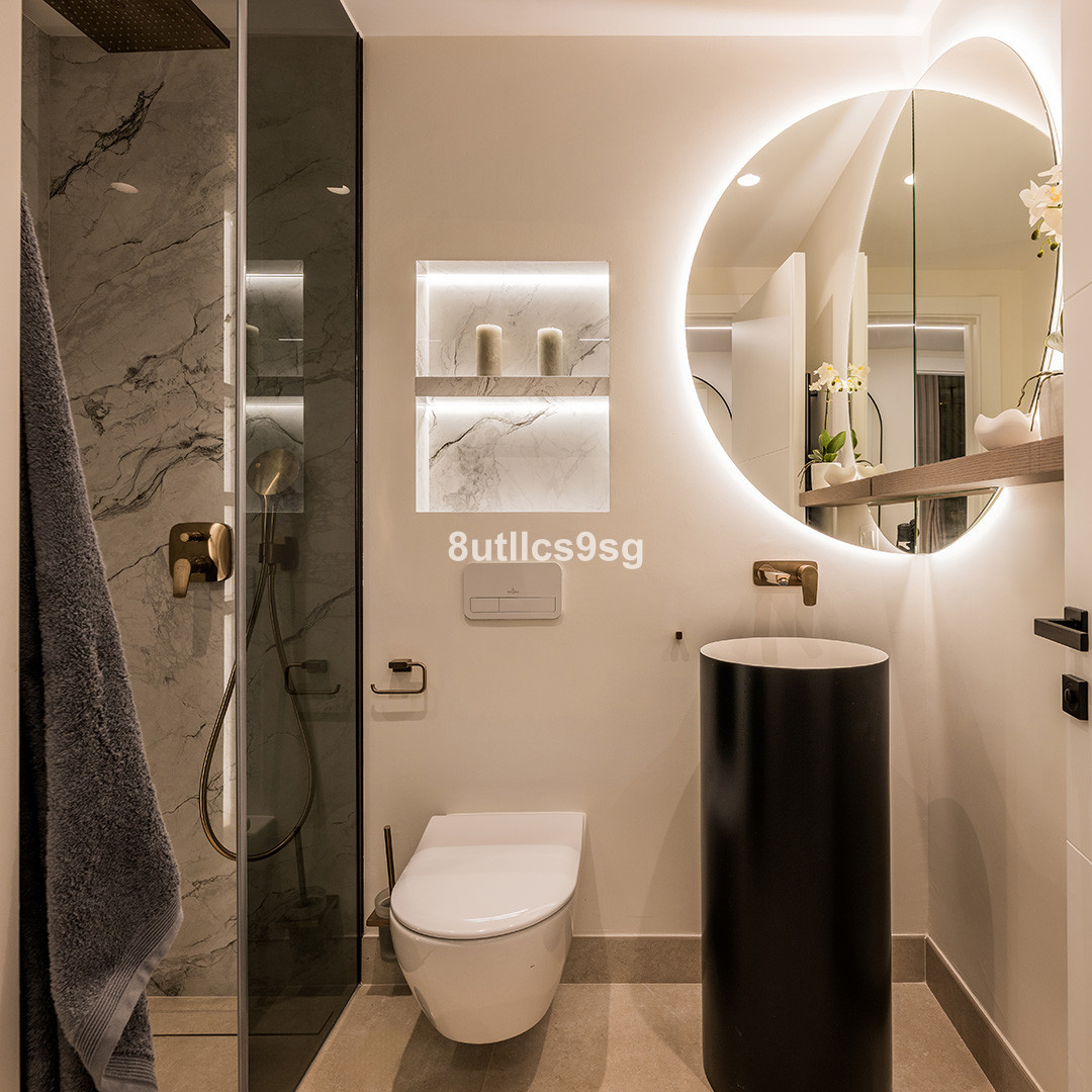 Se vende Apartamento Planta Baja de 4 dormitorios en Costa Del Sol, Málaga, España