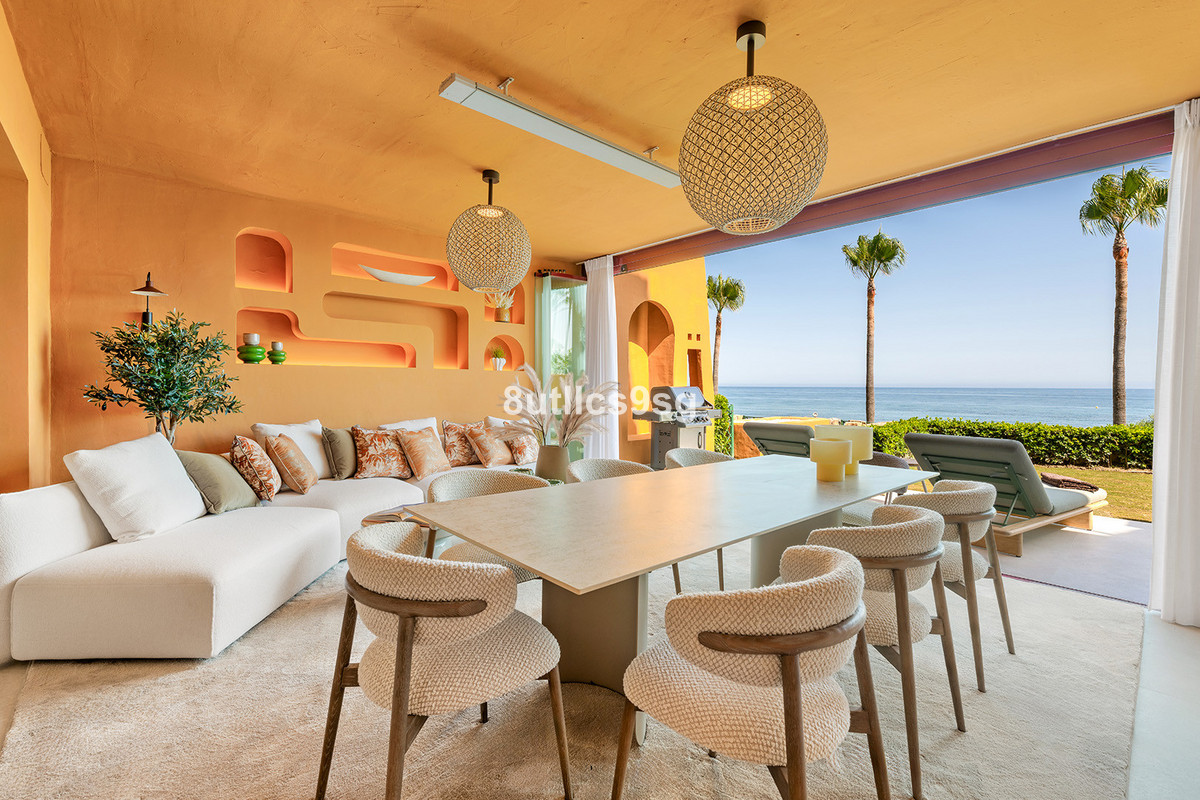 Se vende Apartamento Planta Baja de 4 dormitorios en Costa Del Sol, Málaga, España