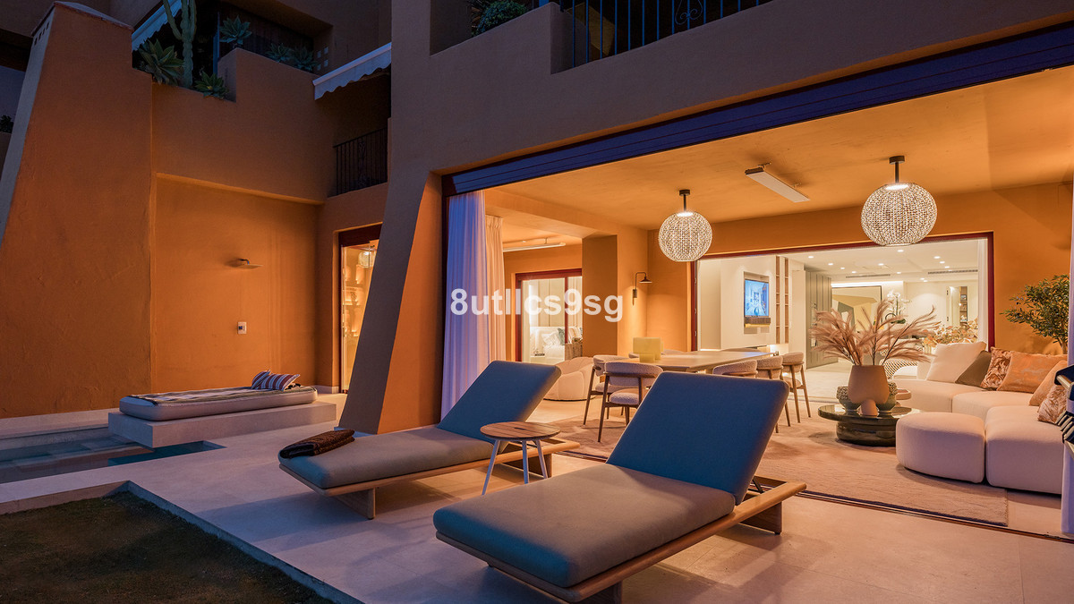 Se vende Apartamento Planta Baja de 4 dormitorios en Costa Del Sol, Málaga, España