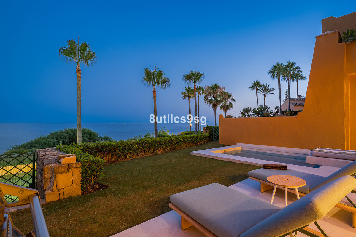 Se vende Apartamento Planta Baja de 4 dormitorios en Costa Del Sol, Málaga, España