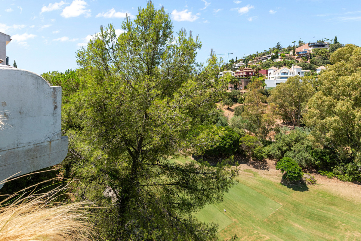 4 Bed Townhouse for sale in La Quinta Costa Del Sol, Málaga, Spain