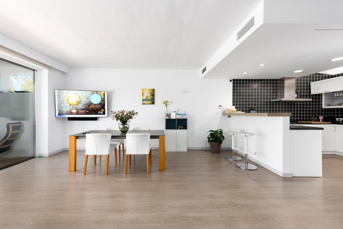4 Bed Townhouse for sale in La Quinta Costa Del Sol, Málaga, Spain