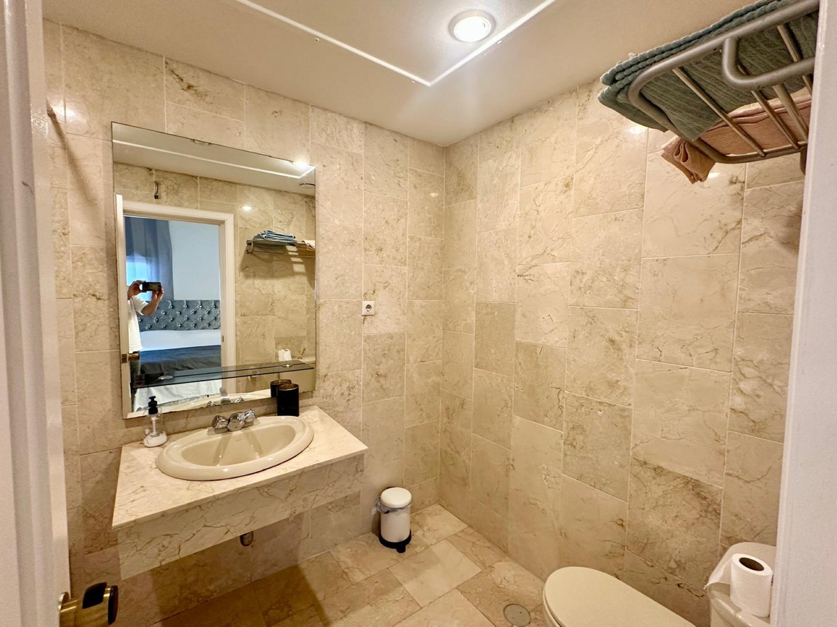 Apartment for sale in Nueva Andalucía Costa Del Sol, Málaga, Spain