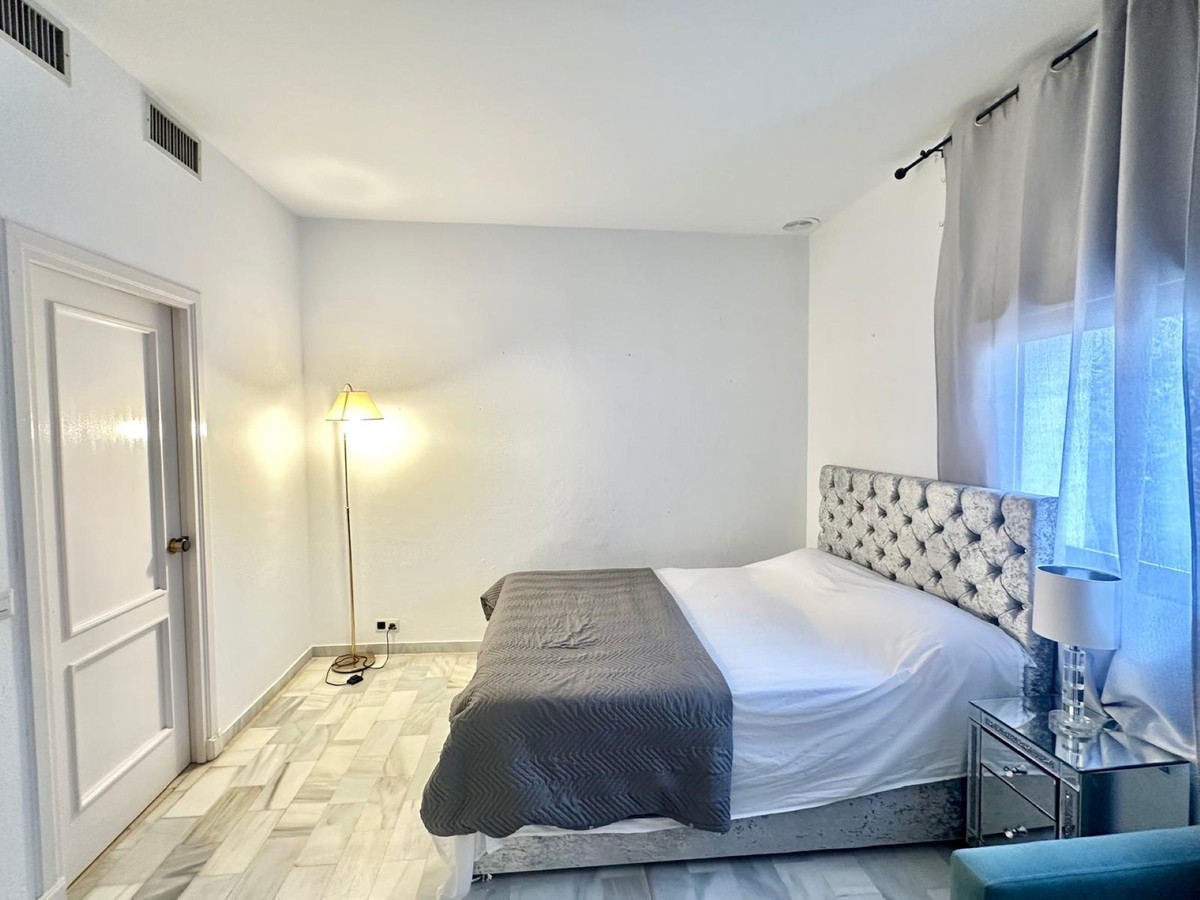 Apartment for sale in Nueva Andalucía Costa Del Sol, Málaga, Spain