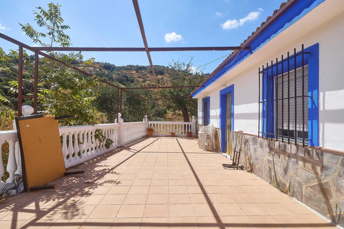 3 Bed Plots for sale in Guaro Costa Del Sol, Málaga, Spain
