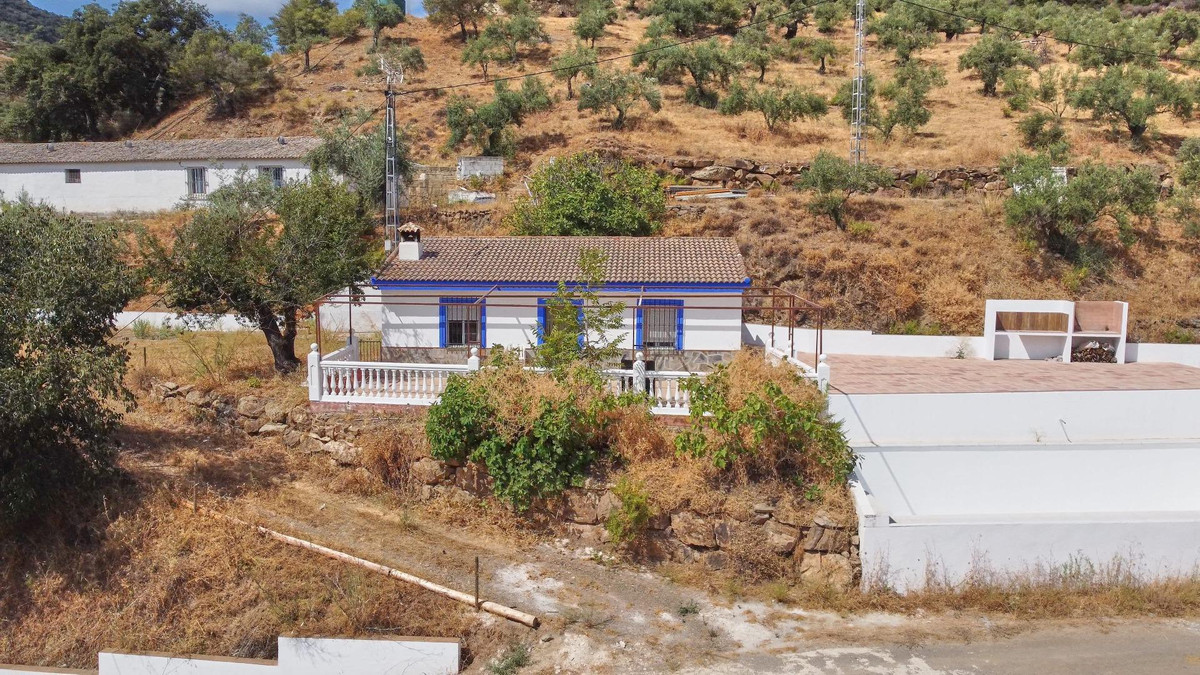 3 Bed Plots for sale in Guaro Costa Del Sol, Málaga, Spain