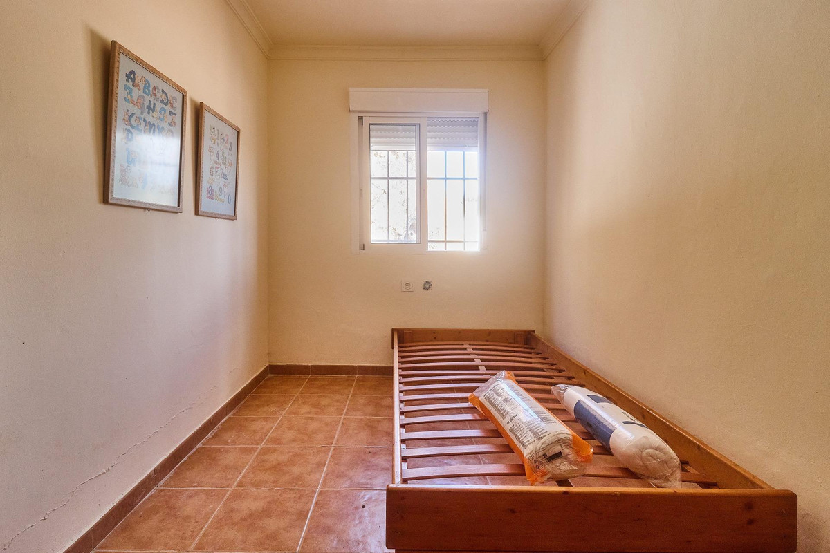 3 Bed Plots for sale in Guaro Costa Del Sol, Málaga, Spain