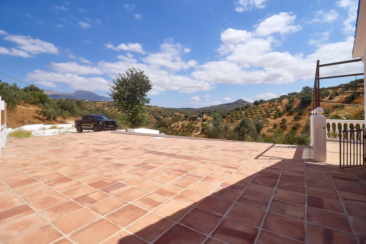 3 Bed Plots for sale in Guaro Costa Del Sol, Málaga, Spain