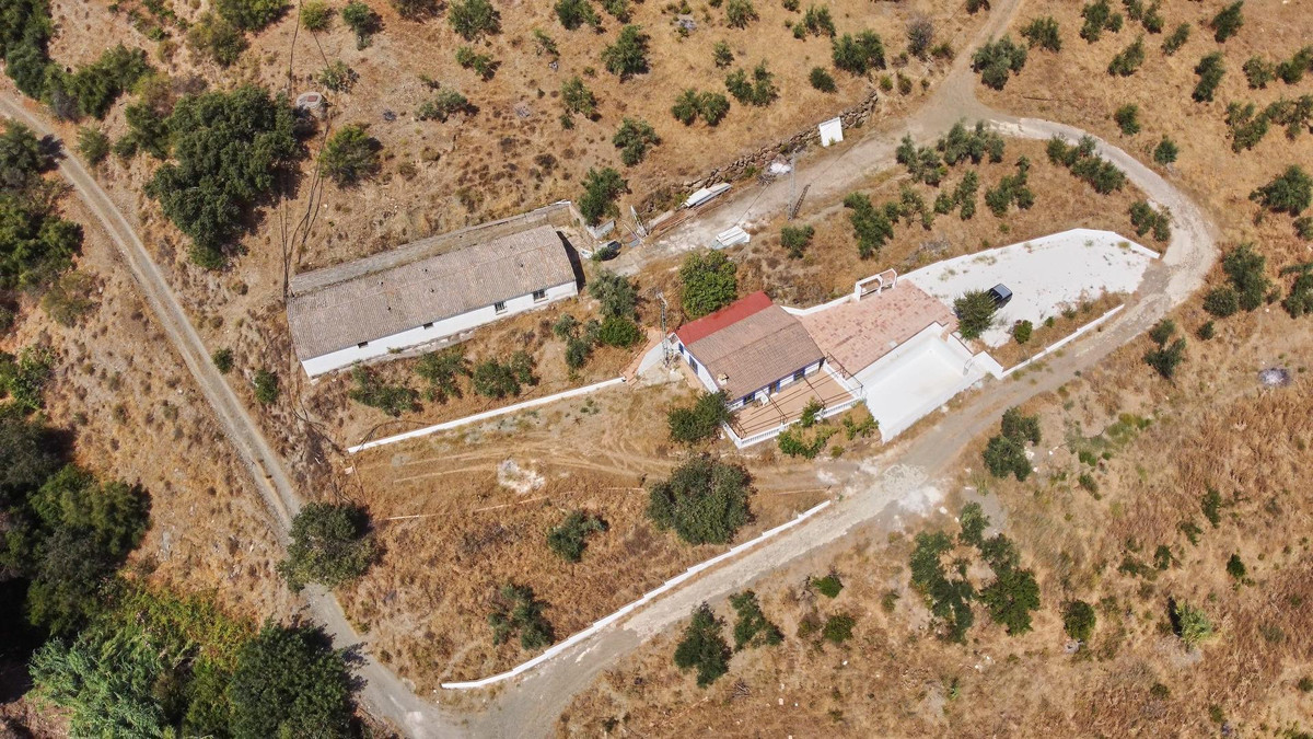 3 Bed Plots for sale in Guaro Costa Del Sol, Málaga, Spain