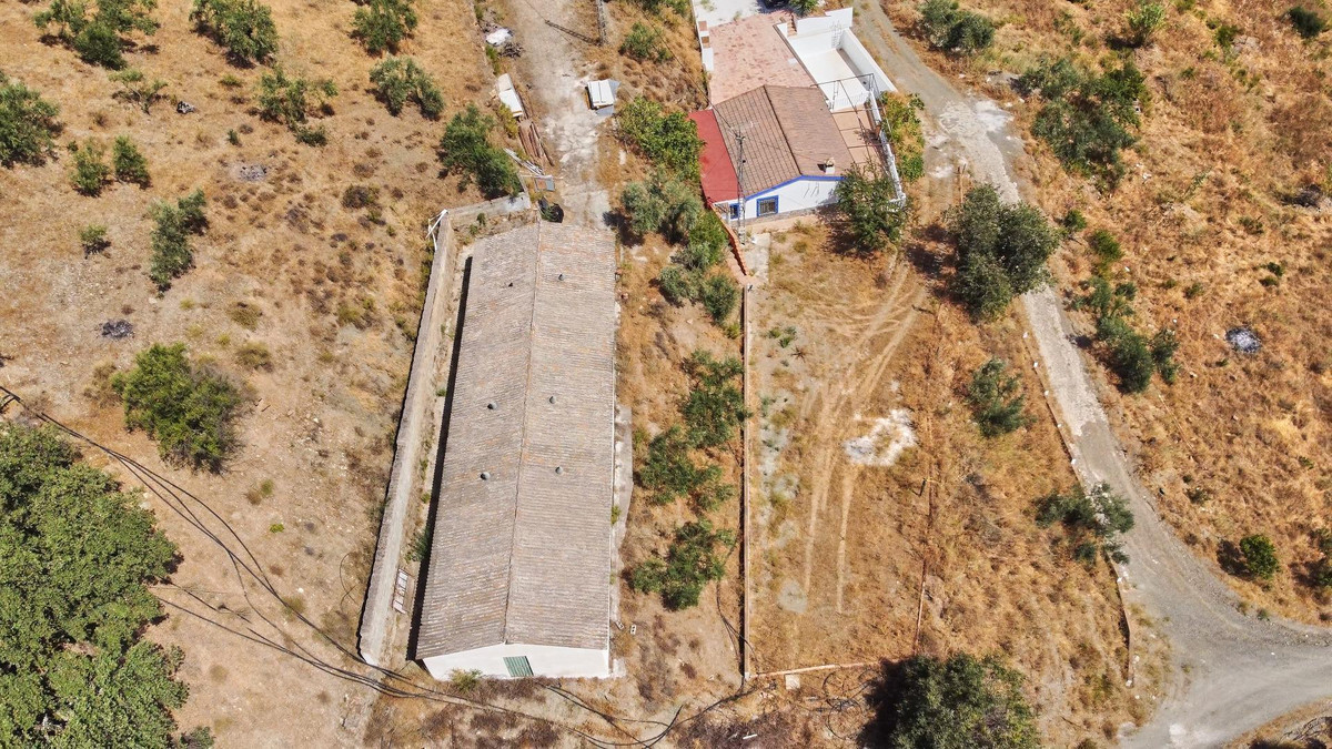 3 Bed Plots for sale in Guaro Costa Del Sol, Málaga, Spain