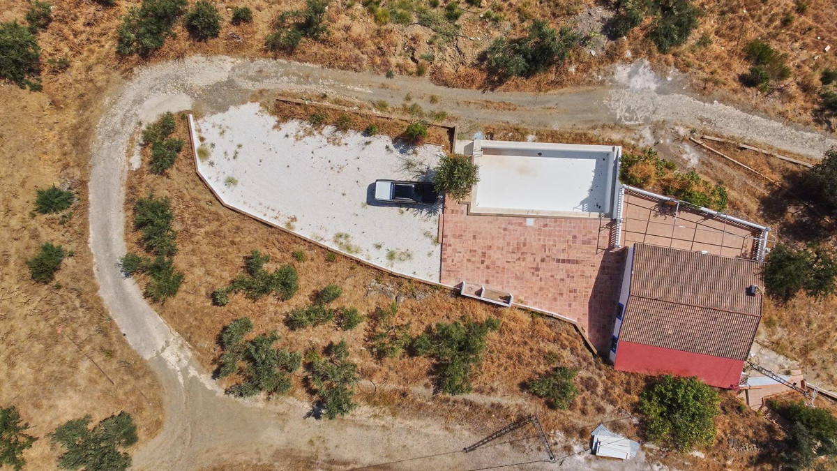 3 Bed Plots for sale in Guaro Costa Del Sol, Málaga, Spain
