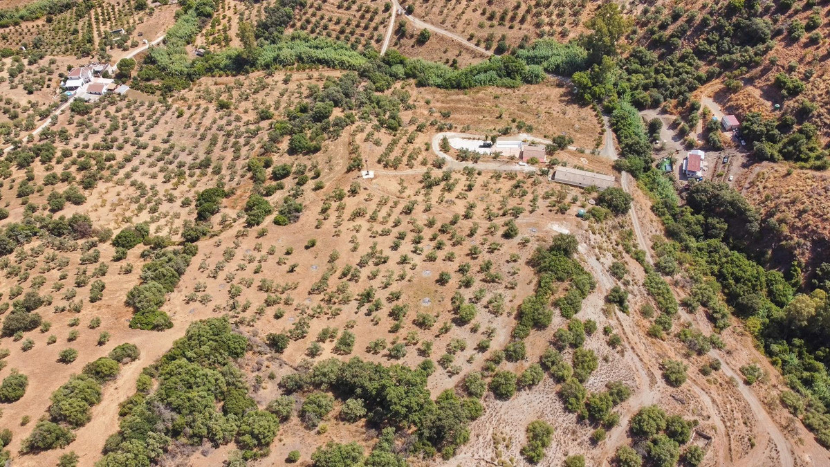 3 Bed Plots for sale in Guaro Costa Del Sol, Málaga, Spain