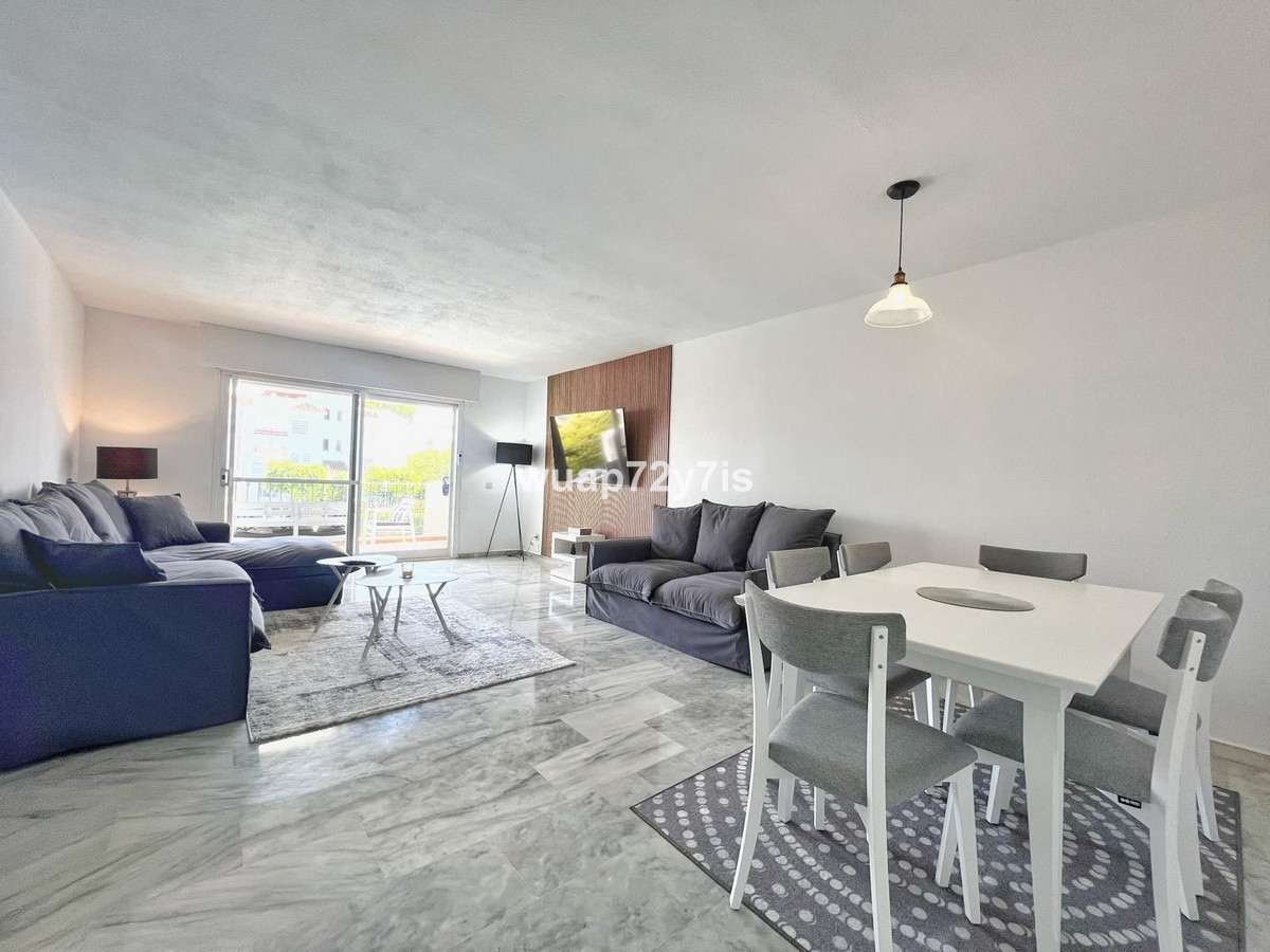 Se vende Apartamento Planta Media de 3 dormitorios en Costa Del Sol, Málaga, España