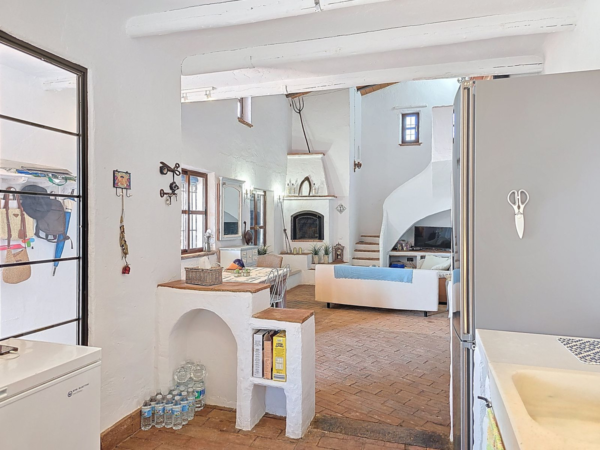 Se vende Villa - Chalet de 3 dormitorios en Costa Del Sol East, Málaga, España