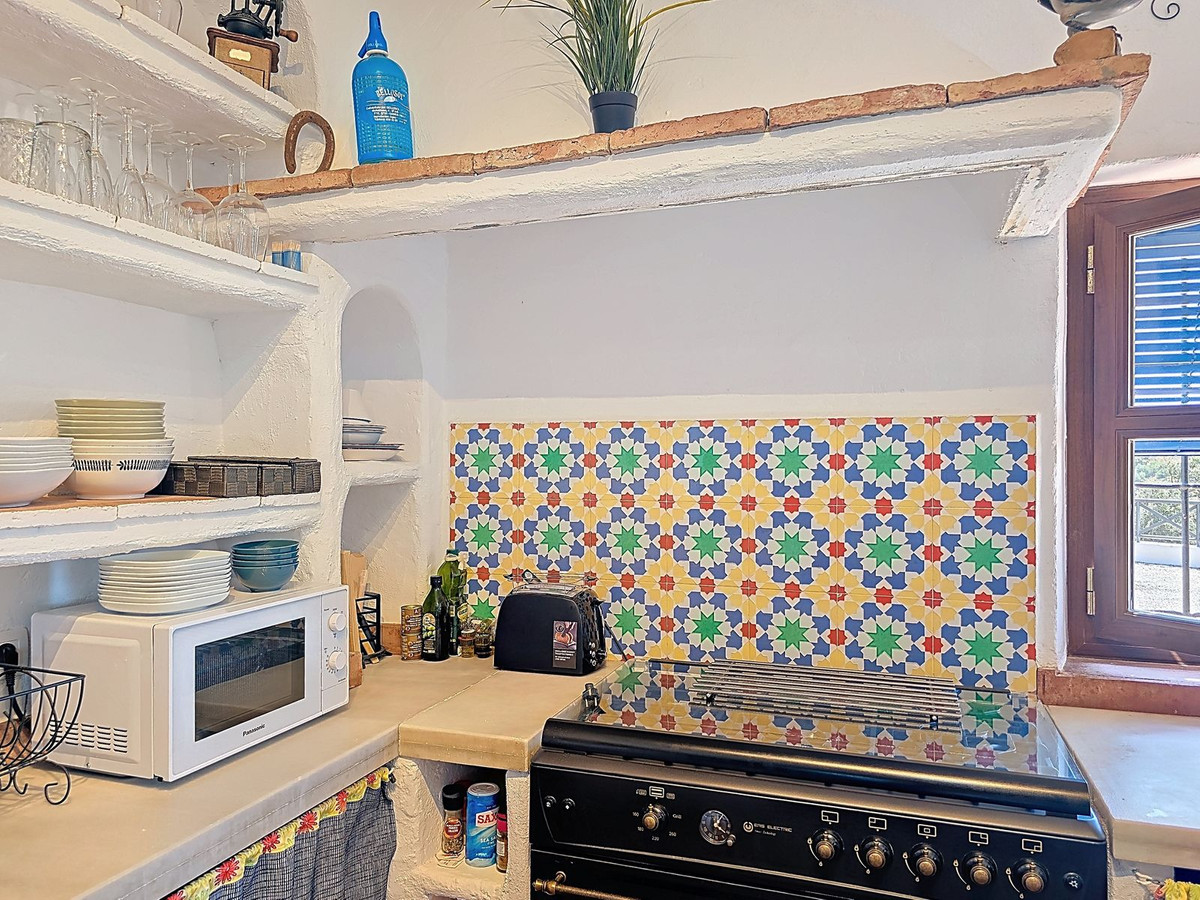 Se vende Villa - Chalet de 3 dormitorios en Costa Del Sol East, Málaga, España