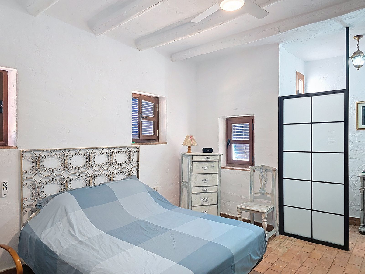 Se vende Villa - Chalet de 3 dormitorios en Costa Del Sol East, Málaga, España