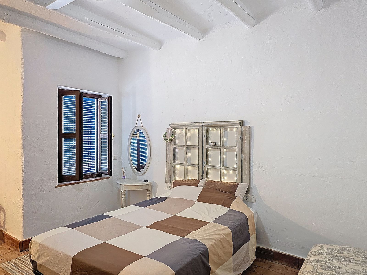 Se vende Villa - Chalet de 3 dormitorios en Costa Del Sol East, Málaga, España