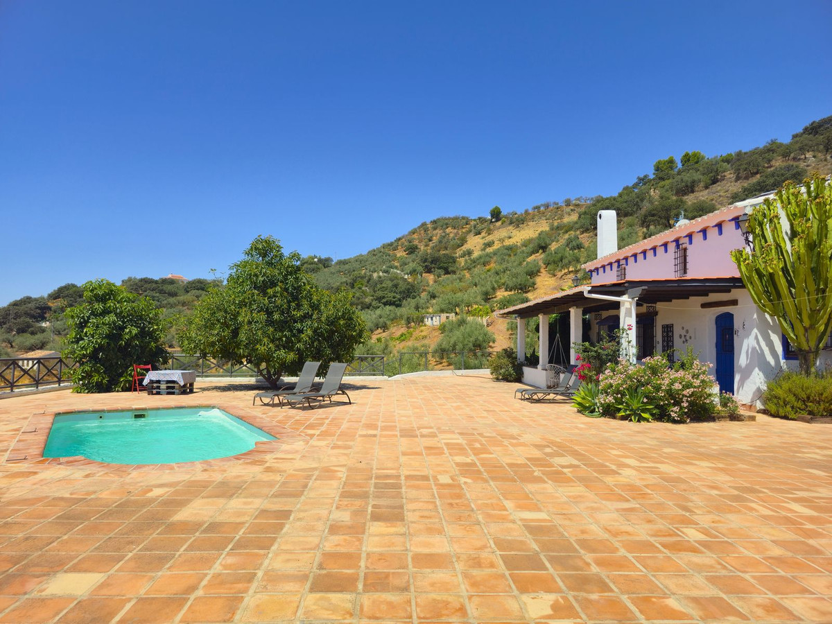 Se vende Villa - Chalet de 3 dormitorios en Costa Del Sol East, Málaga, España