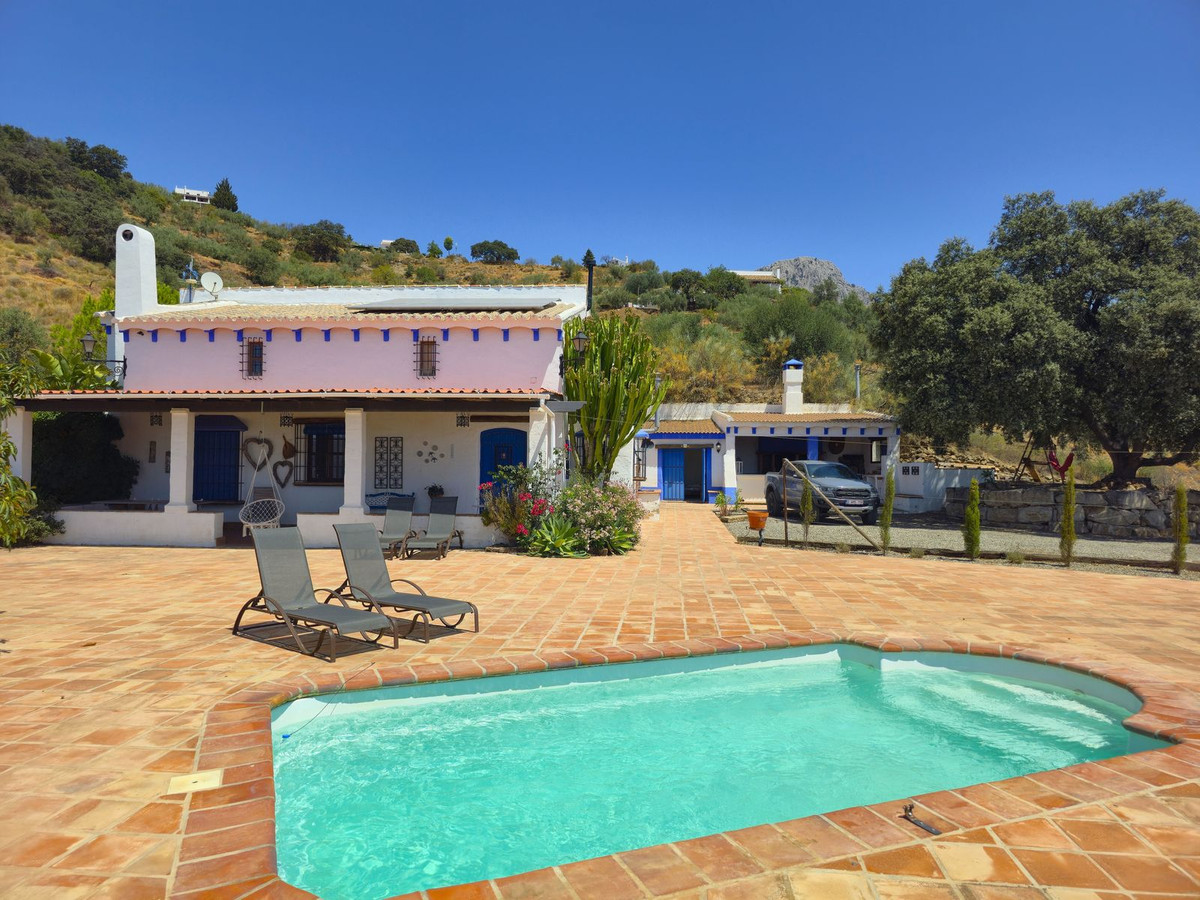 Se vende Villa - Chalet de 3 dormitorios en Costa Del Sol East, Málaga, España